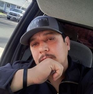 Meet your Posher, Luis